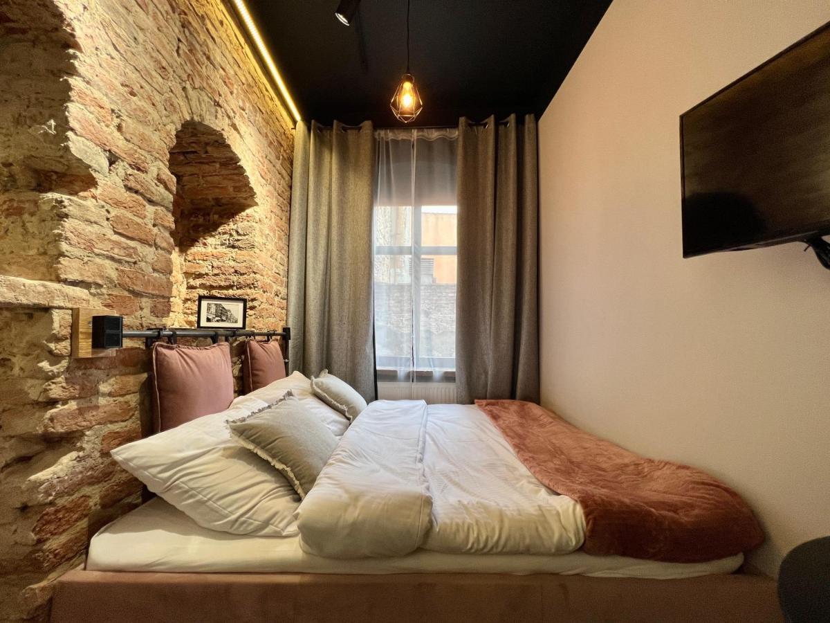 Pudrowy Apartament Old Town Design ทอรูน ภายนอก รูปภาพ