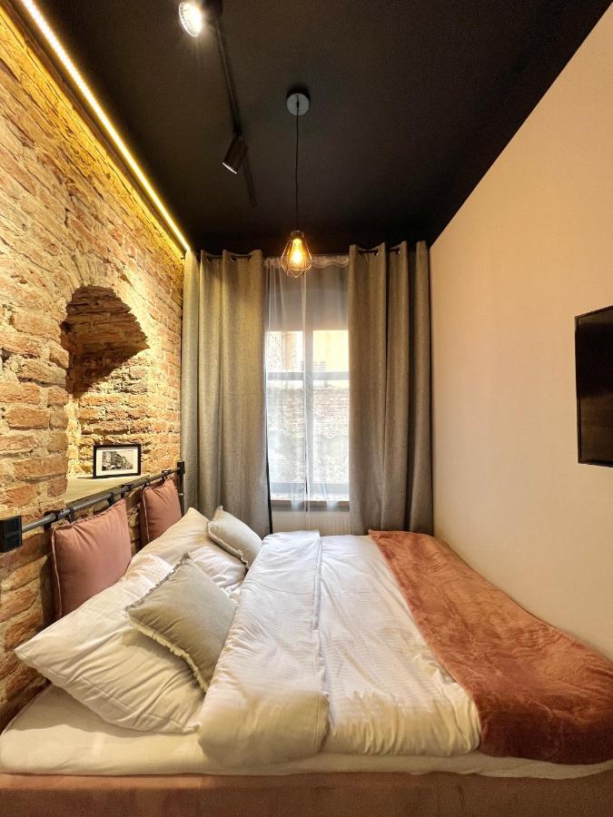 Pudrowy Apartament Old Town Design ทอรูน ภายนอก รูปภาพ