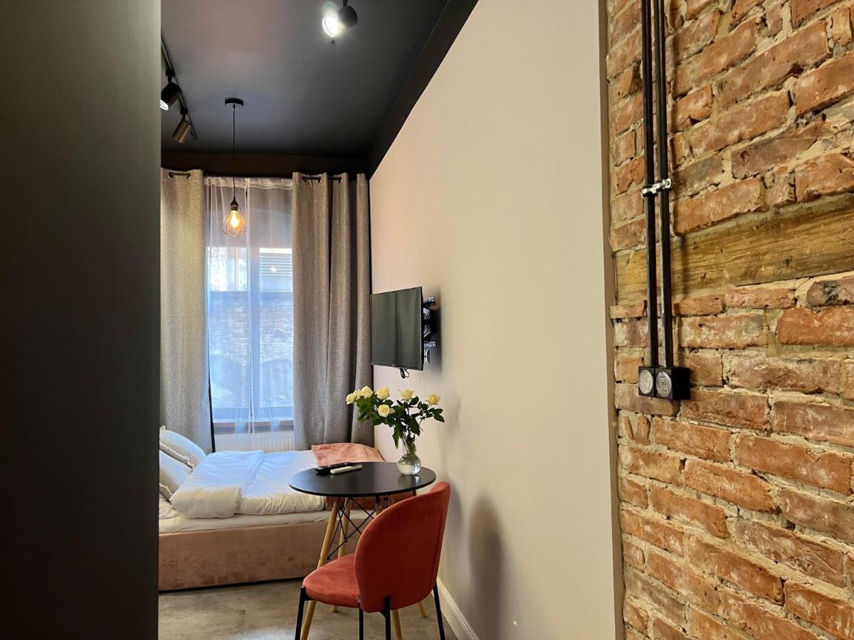 Pudrowy Apartament Old Town Design ทอรูน ภายนอก รูปภาพ